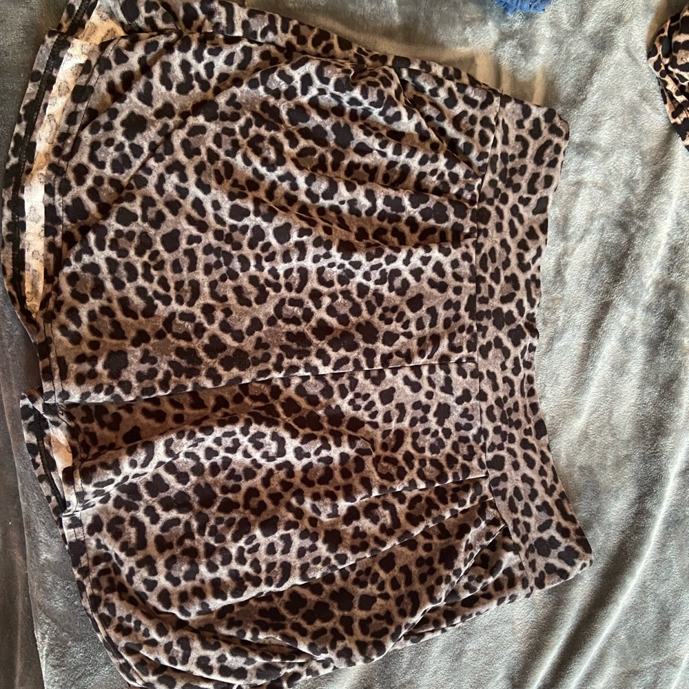 Harem cheetah shorts